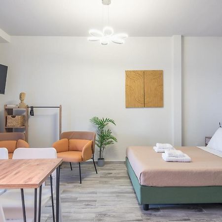 Sunny Studio With Starlight Balcony Athens Ngoại thất bức ảnh
