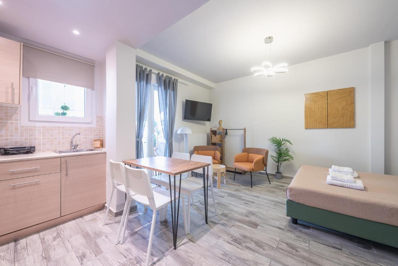 Sunny Studio With Starlight Balcony Athens Ngoại thất bức ảnh