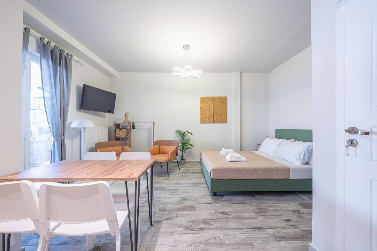 Sunny Studio With Starlight Balcony Athens Ngoại thất bức ảnh