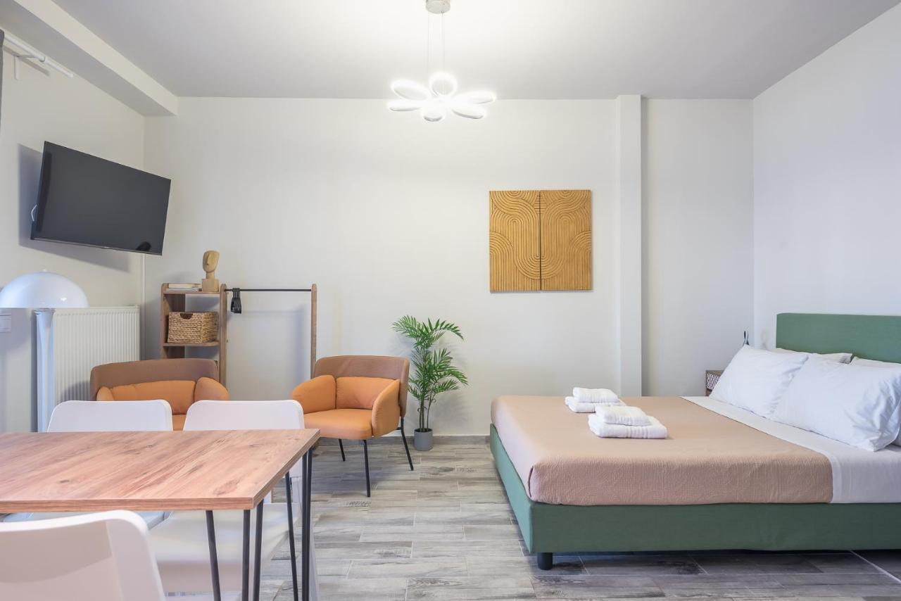 Sunny Studio With Starlight Balcony Athens Ngoại thất bức ảnh
